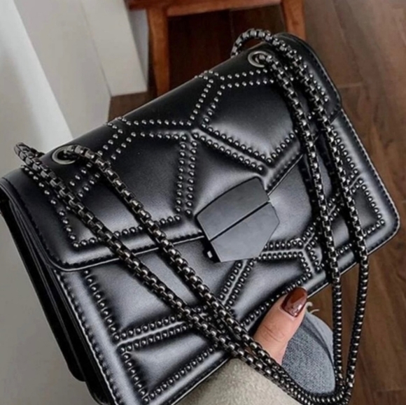 NWT Noir Leather Rivets Crossbody/ Shoulder Bag - Picture 4 of 5